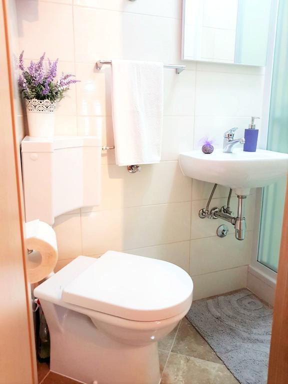 Room Ivana With Private Bathroom - Center Of Split Exterior foto