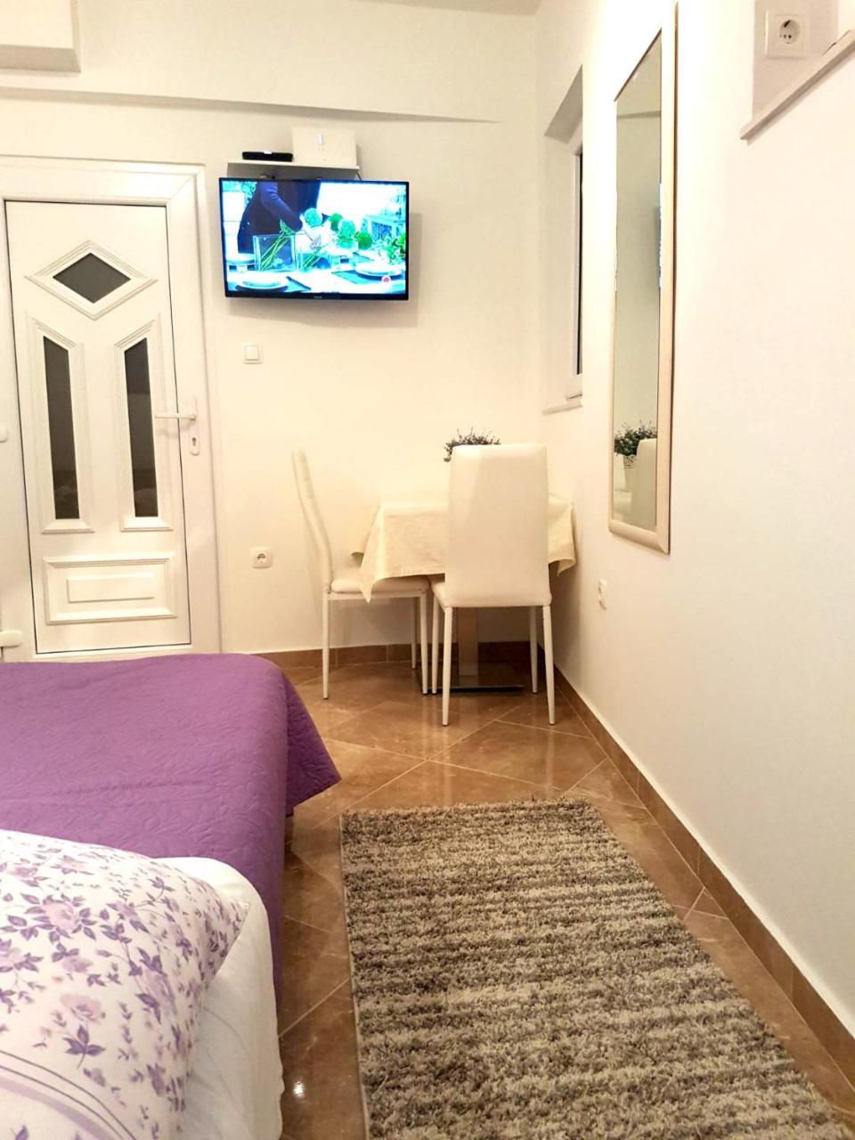 Room Ivana With Private Bathroom - Center Of Split Exterior foto